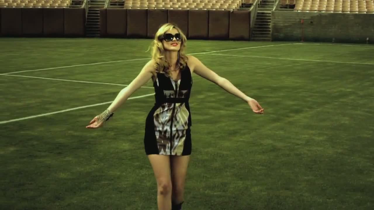 Ftv. com Macy Gray - Beauty in the World Cup