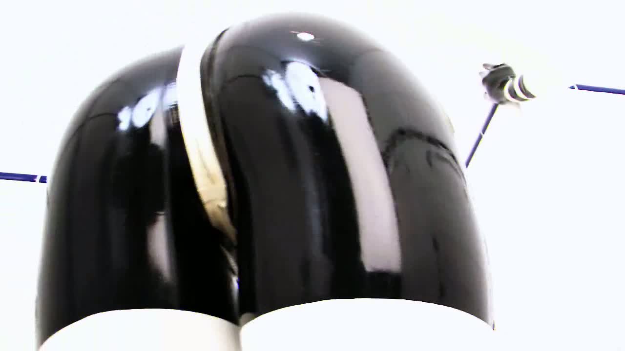 Susan Wayland aka SWAY - white bathroom contrasts